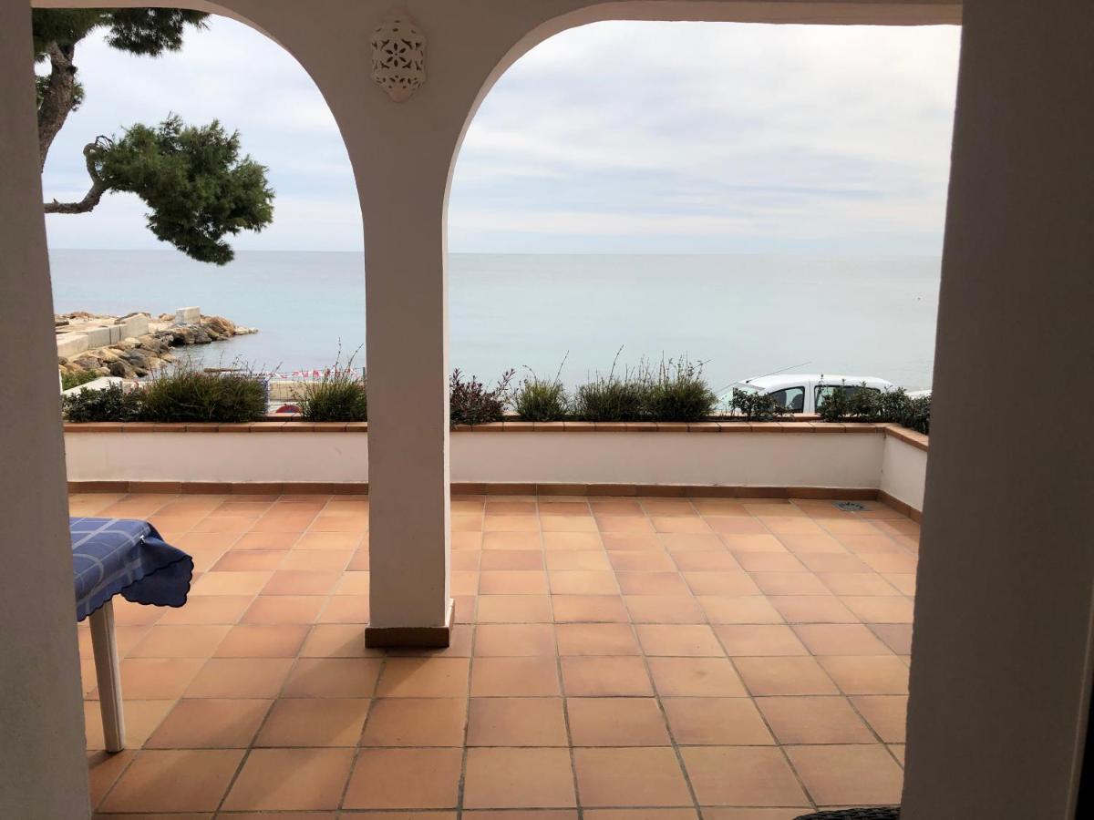 Acogedora Casa En Cap Negret, Ubicada A Primera Linea De La Playa. 알테아 외부 사진